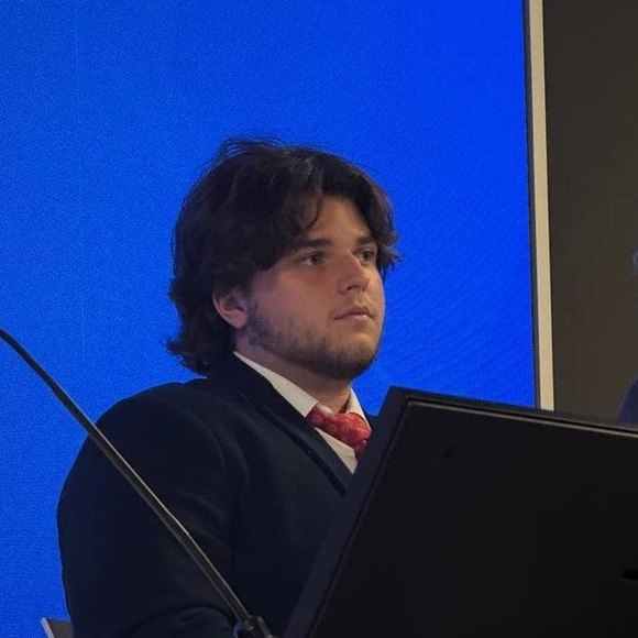 Carlos «Emérito» López Lovera